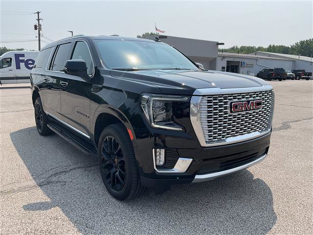 Used 2024 GMC Yukon XL Denali w/ LPO, Floor Liner Package