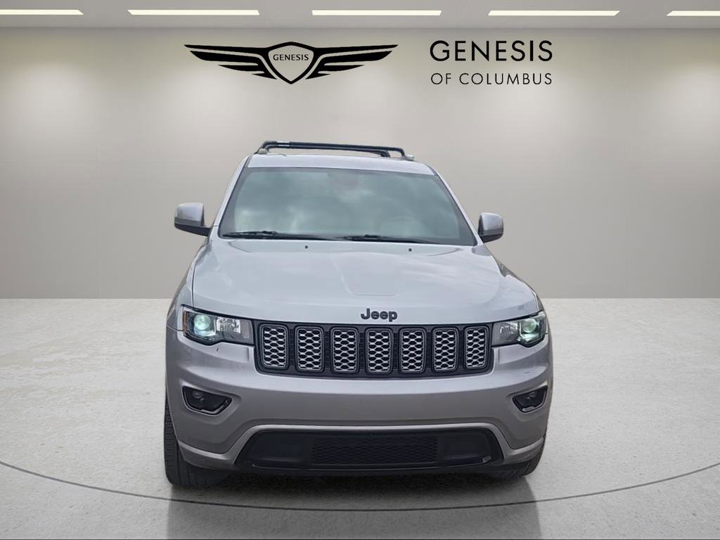 Used 2018 Jeep Grand Cherokee Altitude AWD/4WD image 8