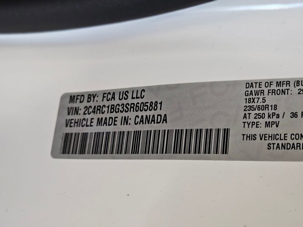 New 2025 Chrysler Pacifica Select w/ Fav Edition Package FWD image 31