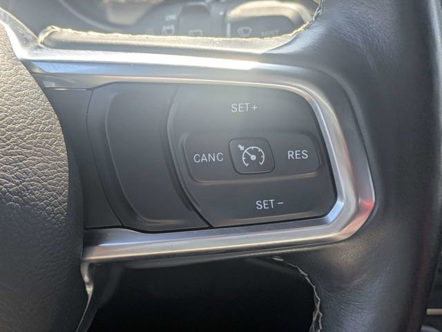 Used 2018 Jeep Wrangler Unlimited Sahara image 26