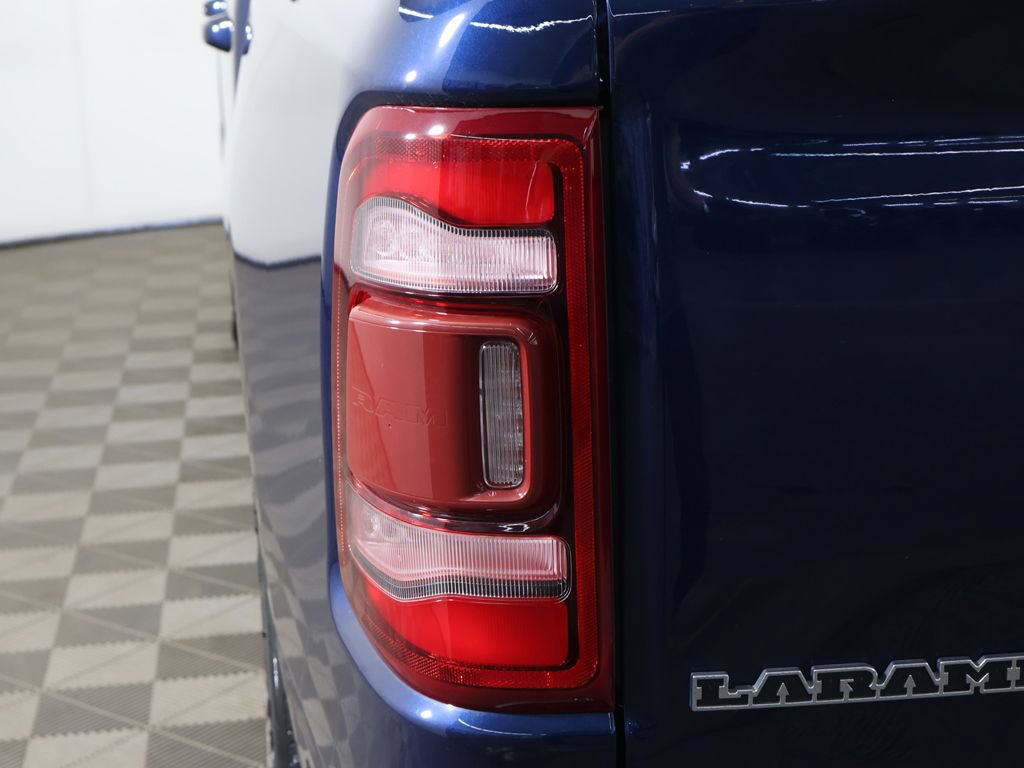 Used 2023 RAM 1500 Laramie AWD/4WD image 16