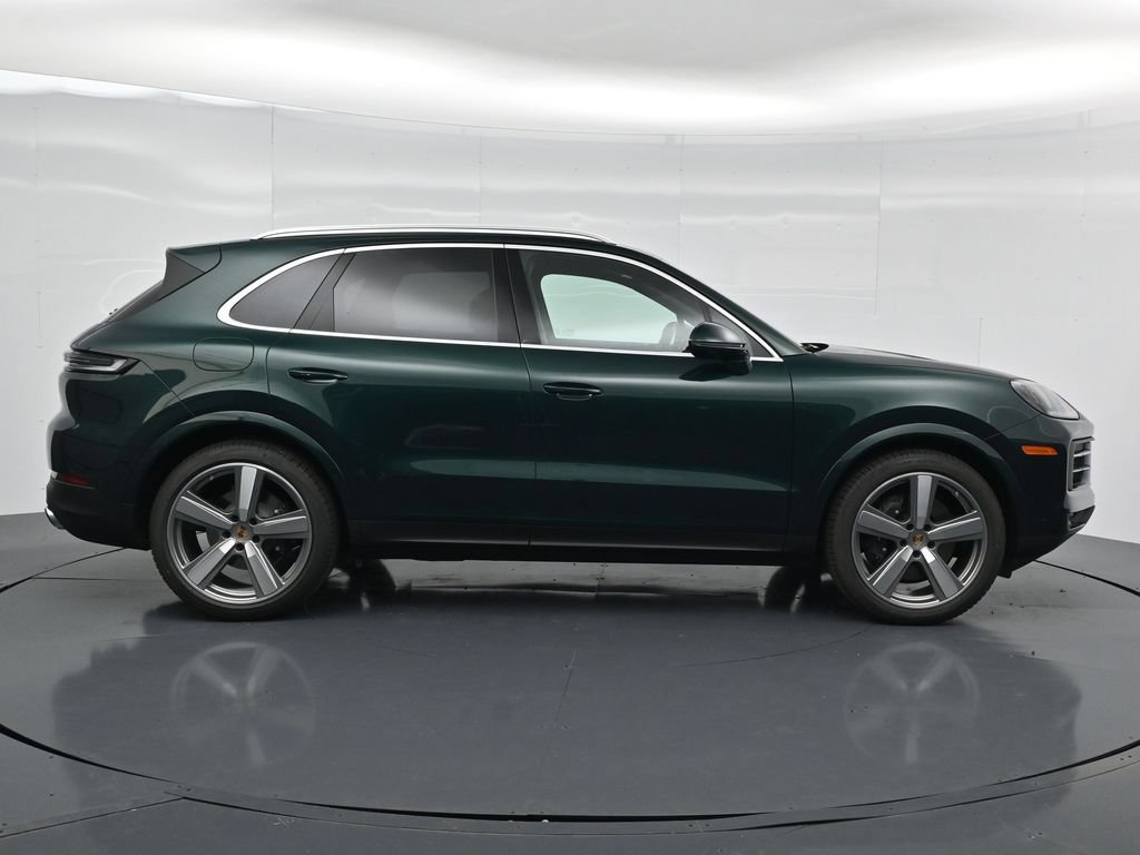 New 2026 Porsche Cayenne AWD/4WD image 8