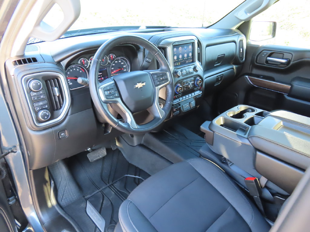 Used 2019 Chevrolet Silverado 1500 LT w/ All-Star Edition AWD/4WD image 4