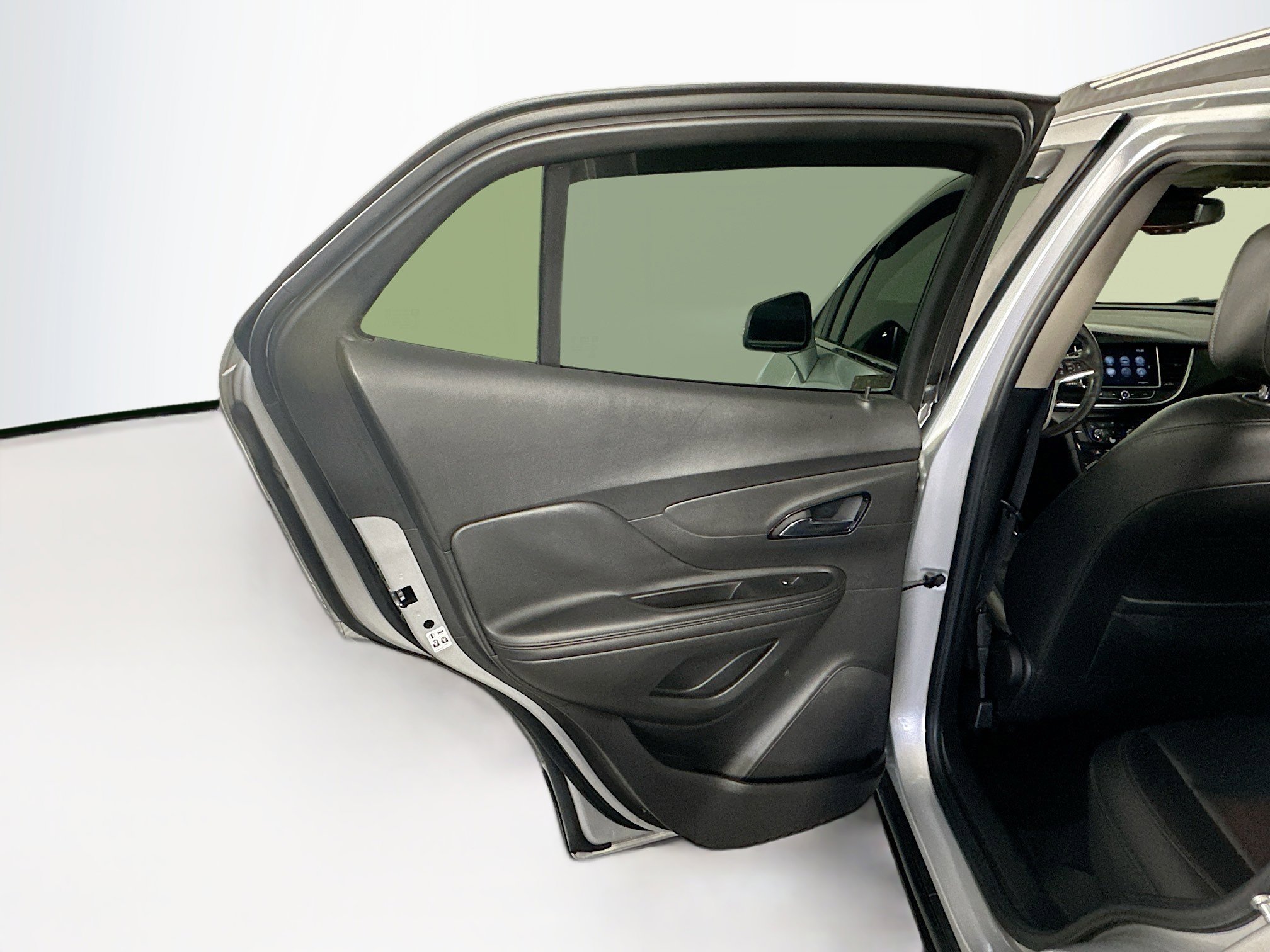 Used 2018 Buick Encore Essence image 25