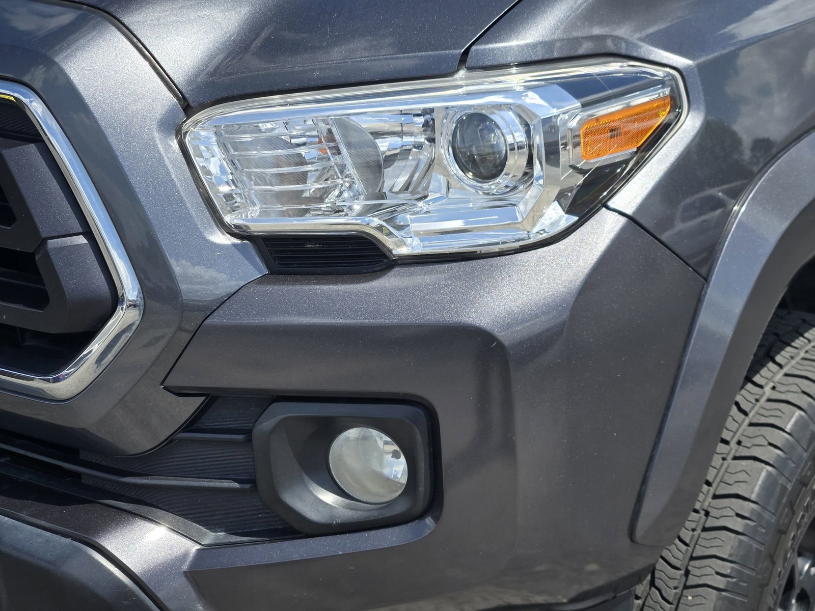 Used 2021 Toyota Tacoma SR5 image 9