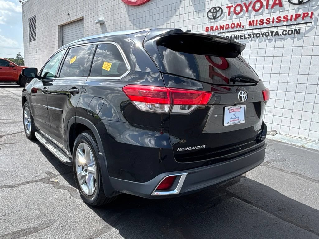 Used 2019 Toyota Highlander Limited FWD image 5