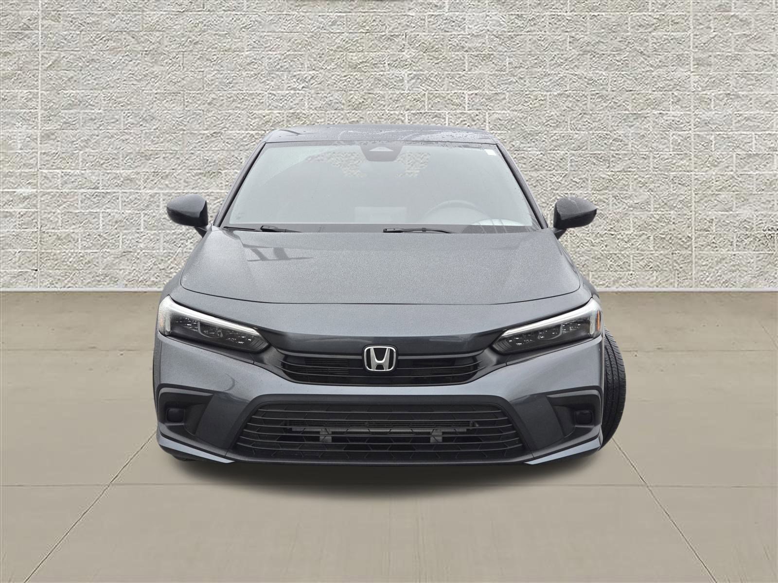 Used 2023 Honda Civic Sport image 2