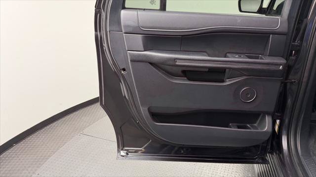Used 2024 Ford Expedition Max XLT AWD/4WD image 16