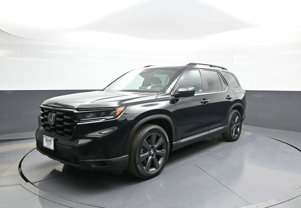 Certified 2023 Honda Pilot Sport image 10