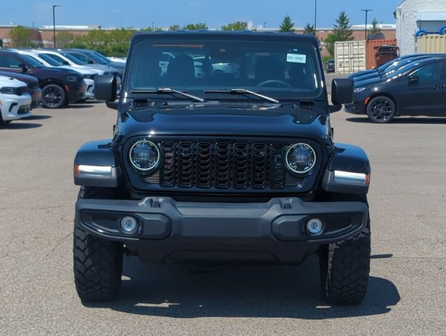 Used 2024 Jeep Gladiator Overland AWD/4WD image 8