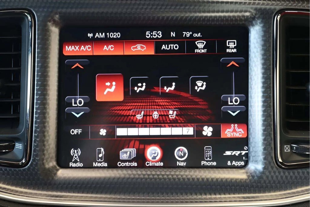 Used 2015 Dodge Challenger SRT Hellcat RWD image 10
