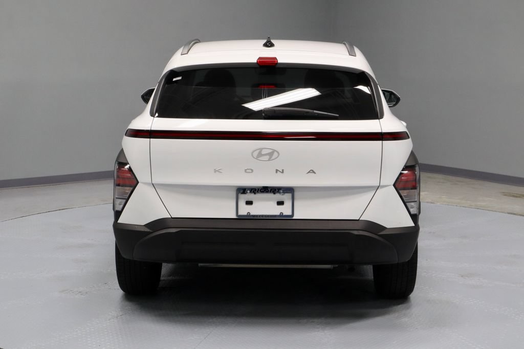 Used 2025 Hyundai Kona SEL FWD image 10