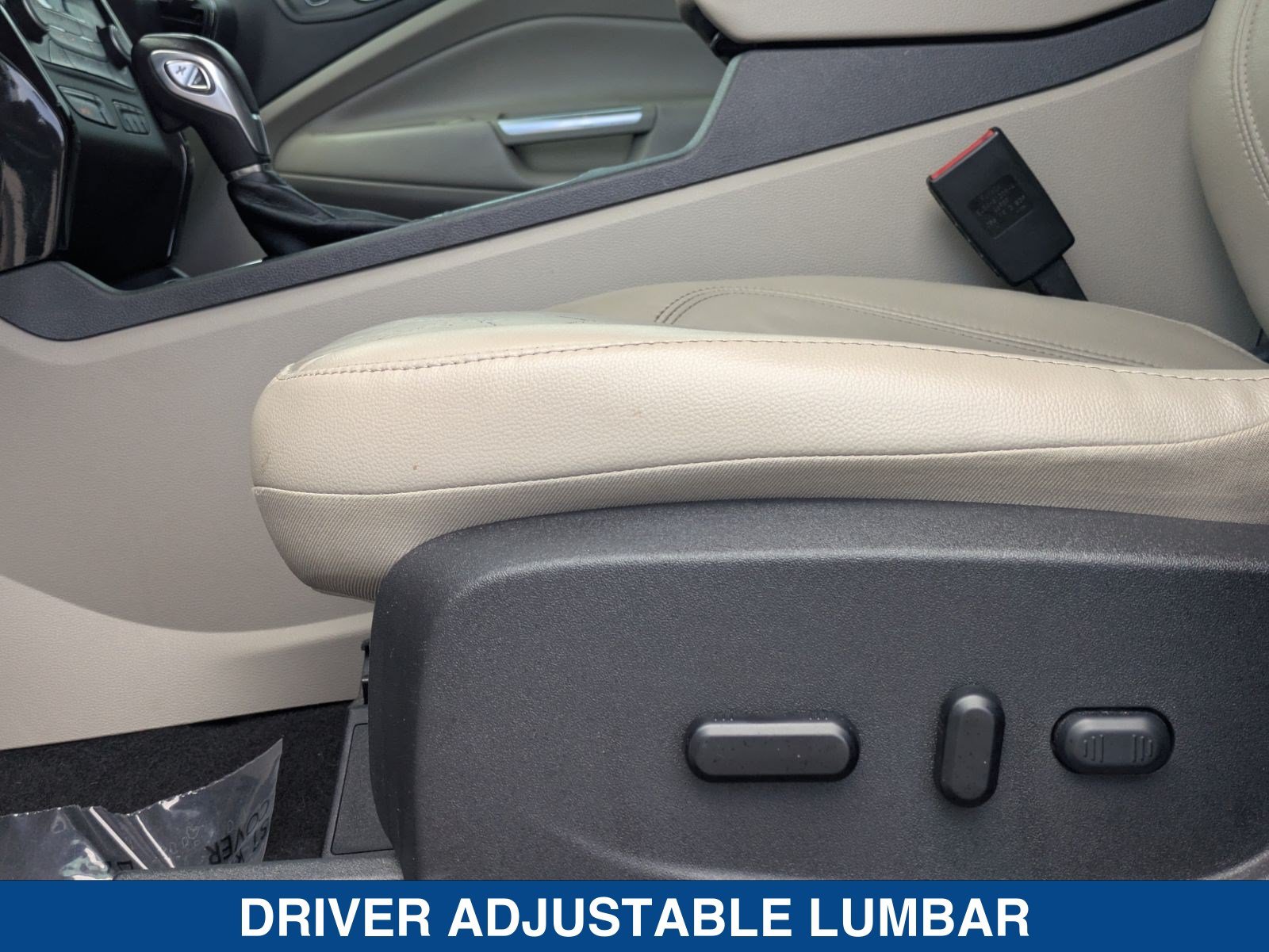 Used 2019 Ford Escape Titanium AWD/4WD image 24