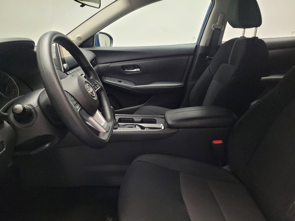 Used 2024 Nissan Sentra SV image 17