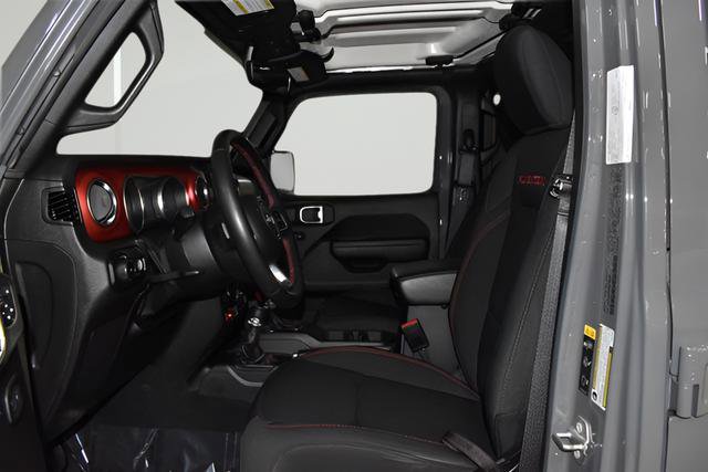 Used 2023 Jeep Wrangler Unlimited Rubicon w/ Cold Weather Group AWD/4WD image 11