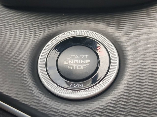 New 2025 Jeep Grand Cherokee Altitude image 27