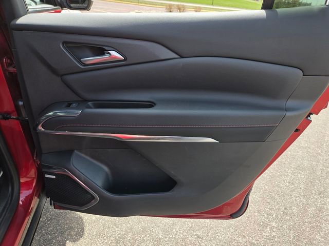 Used 2024 Chevrolet Traverse RS AWD/4WD image 46