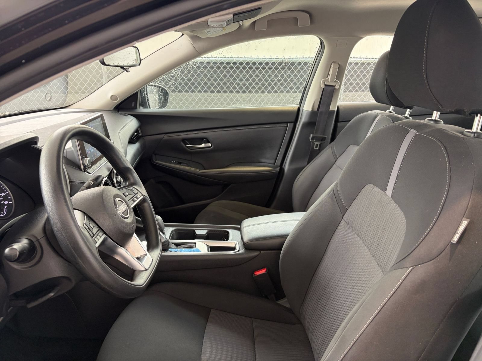Used 2025 Nissan Sentra SV FWD image 26