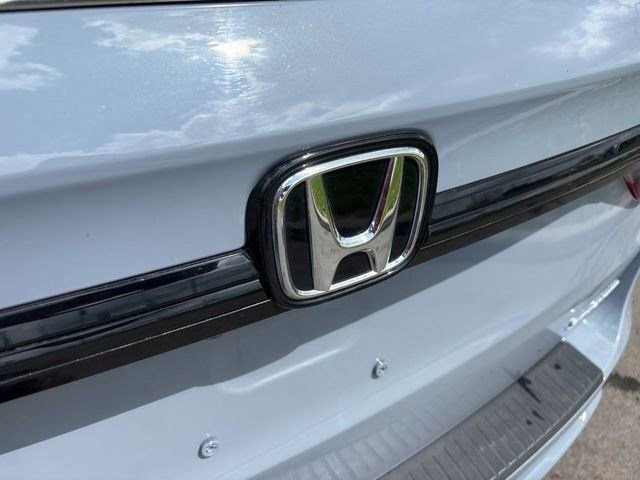 Used 2025 Honda Odyssey Sport-L image 45