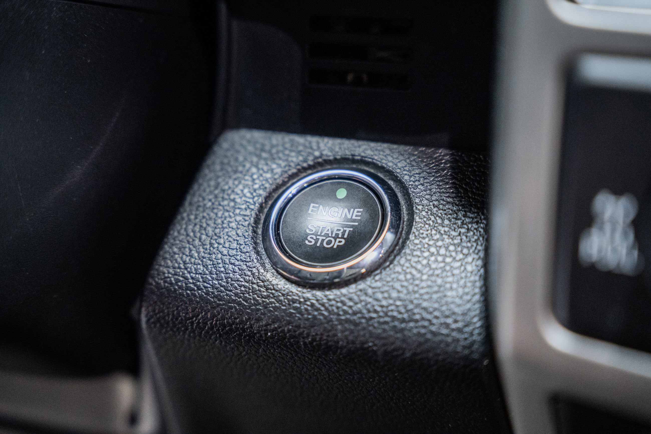 Certified 2019 Ford F150 Lariat w/ Equipment Group 502A Luxury image 36