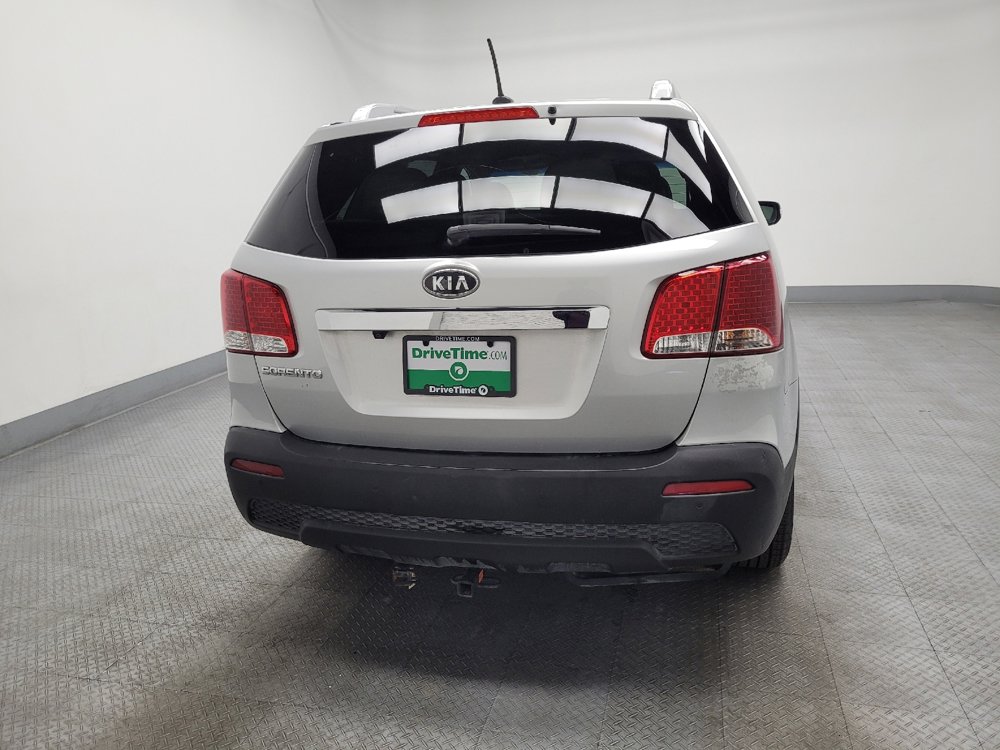 Used 2013 Kia Sorento LX w/ Convenience Pkg image 7