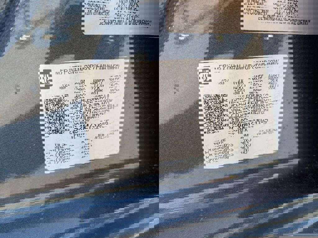 Certified 2025 Chevrolet Silverado 2500 Custom w/ Custom Value Package image 29