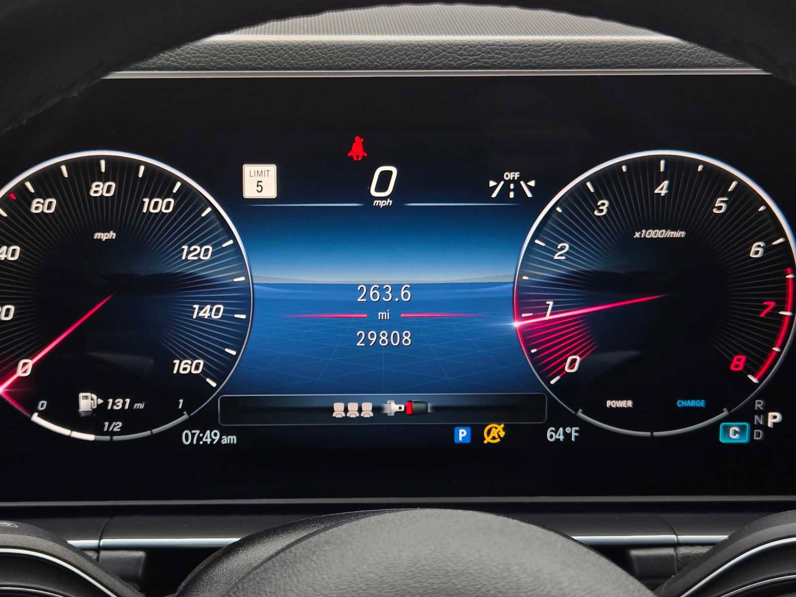 Used 2025 Mercedes-Benz GLE 350 4MATIC w/ Driver Assistance Package image 28