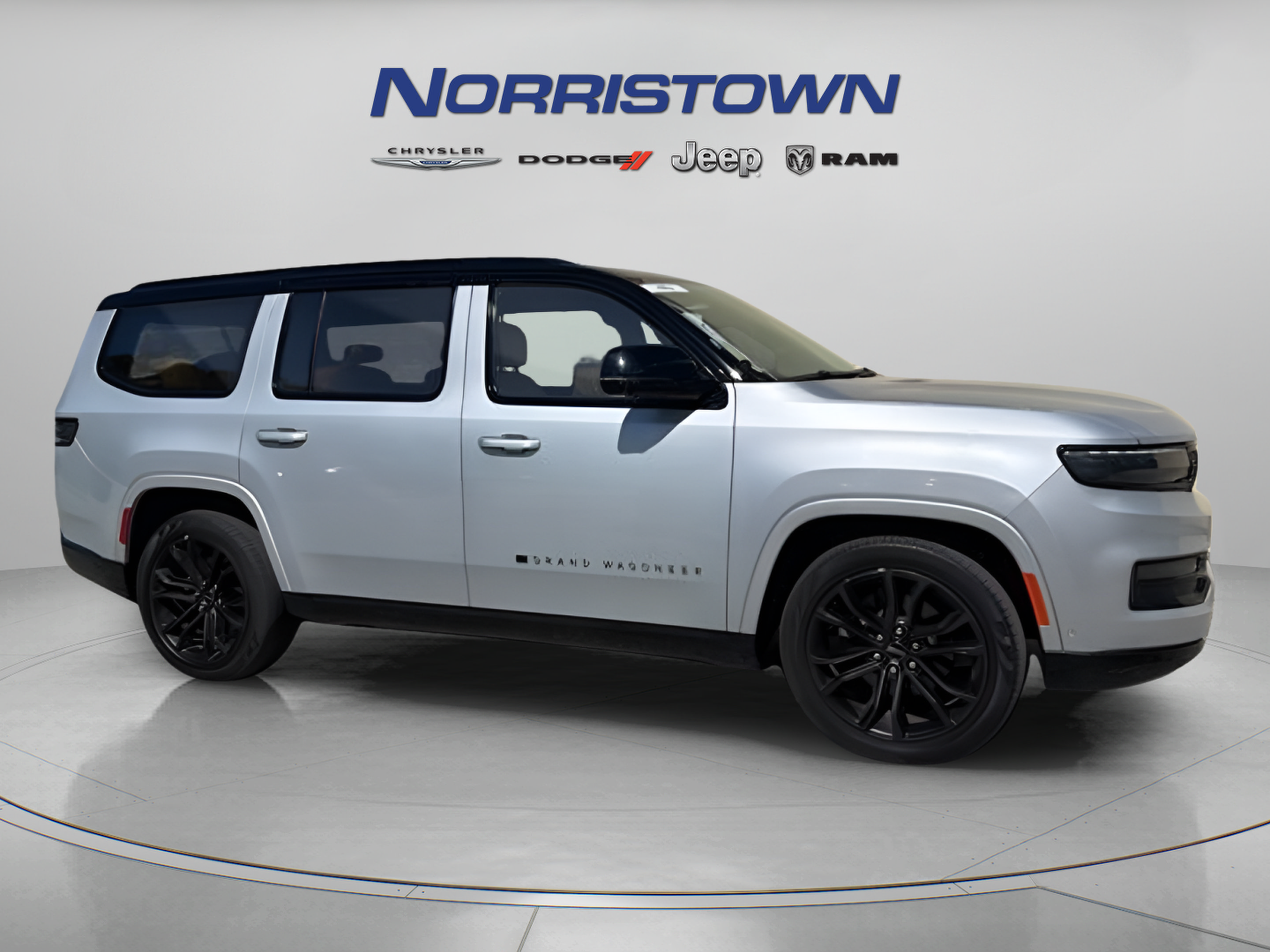 Used 2023 Jeep Grand Wagoneer Series III w/ Quick Order Packagew 28T AWD/4WD image 8