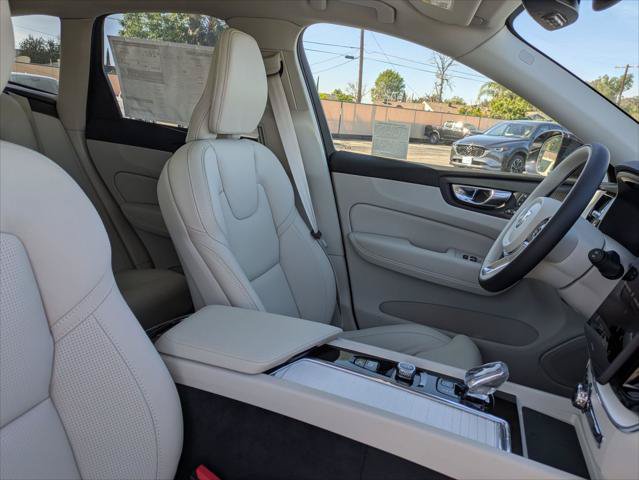 New 2026 Volvo XC60 B5 Ultra w/ Protection Package Premier AWD/4WD image 14