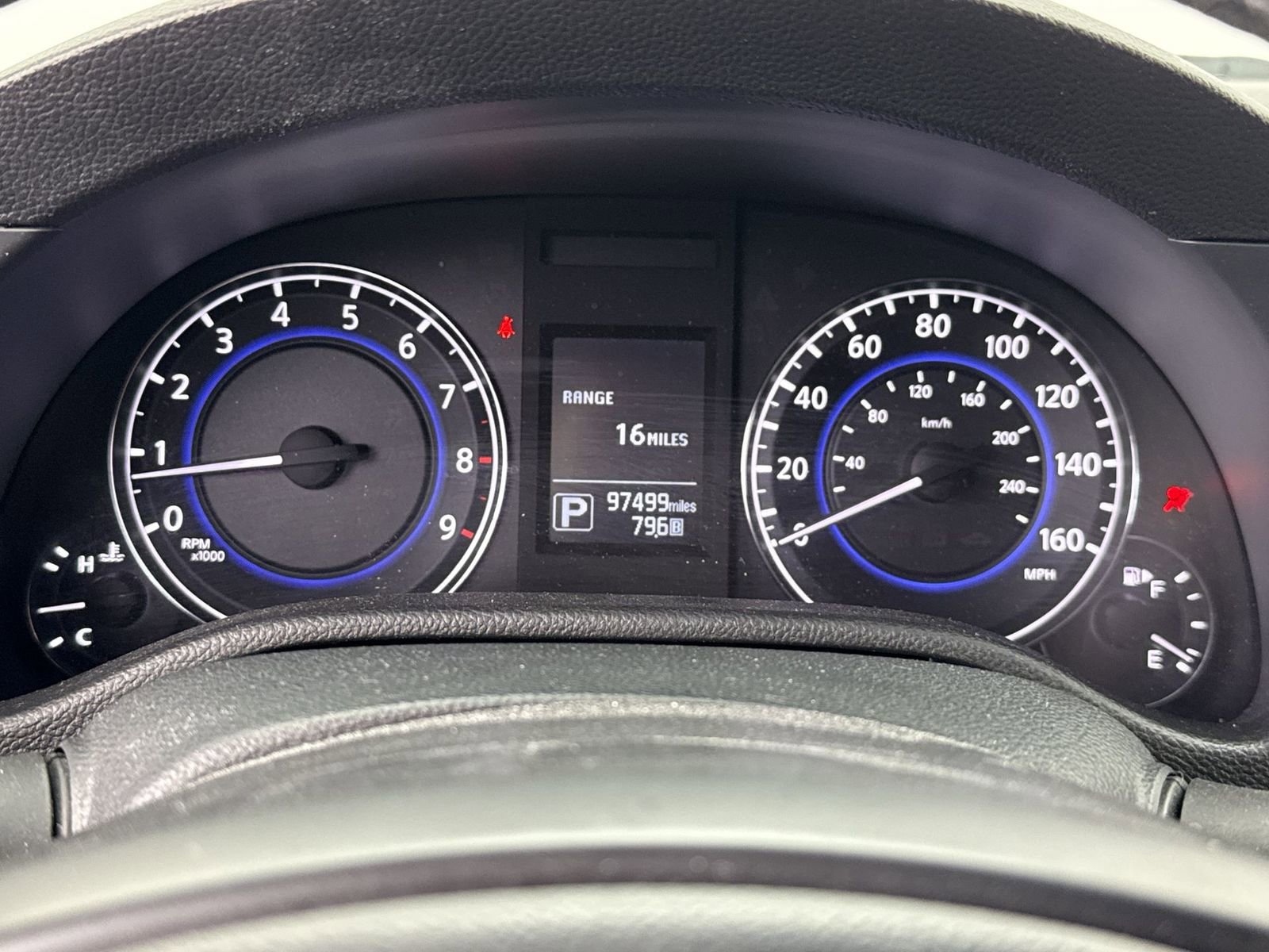 Used 2015 INFINITI Q60 Convertible w/ Premium Package image 22