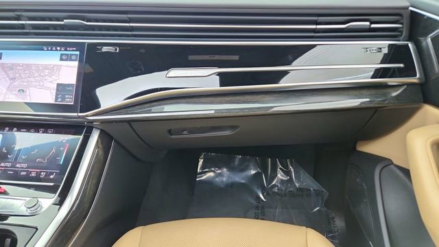 Used 2021 Audi Q8 Prestige w/ Prestige Package AWD/4WD image 36