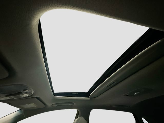 Used 2019 Hyundai Kona Limited image 22