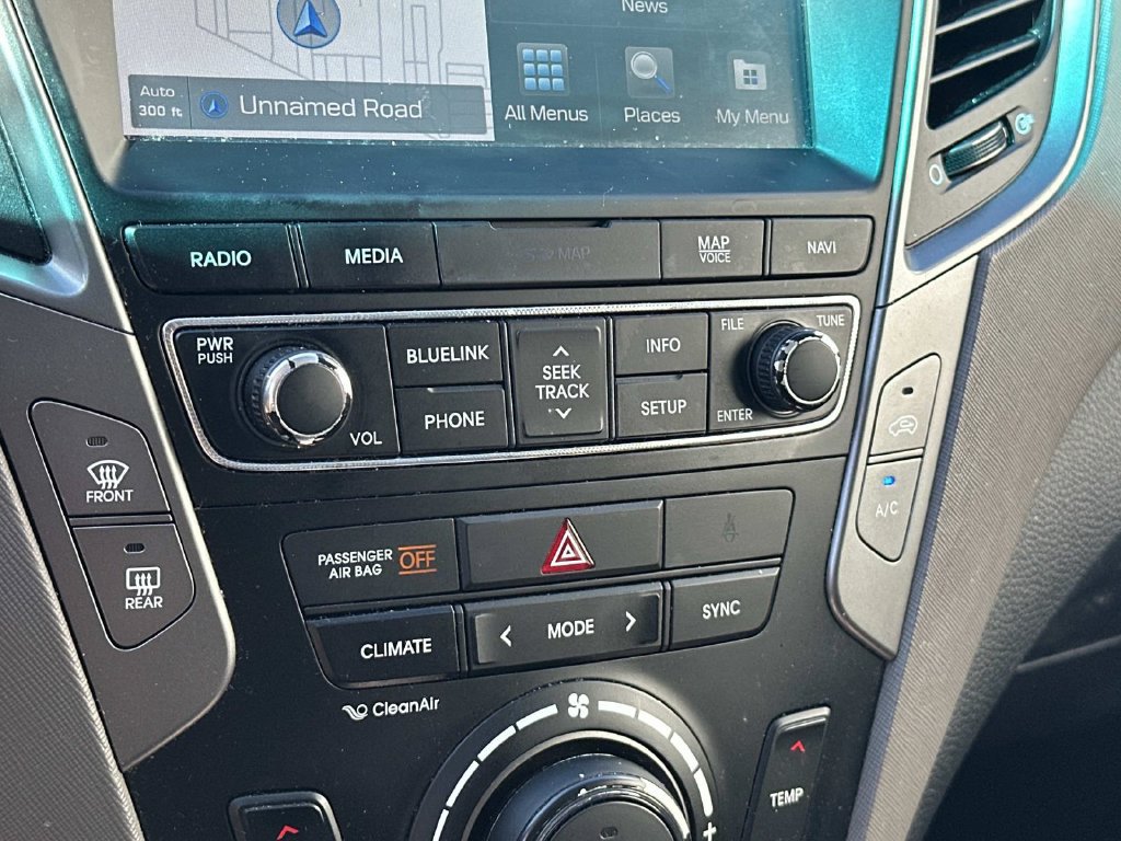 Used 2018 Hyundai Santa Fe Sport w/ 2.4L Tech Package 04 AWD/4WD image 25