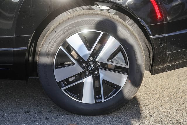 New 2026 Hyundai Ioniq 9 SEL AWD/4WD image 12