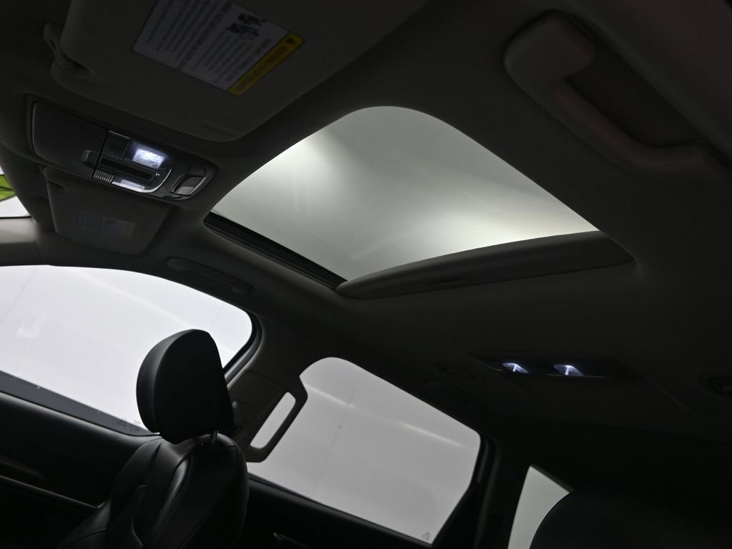 Certified 2024 Kia Telluride S w/ S Sunroof Package image 29