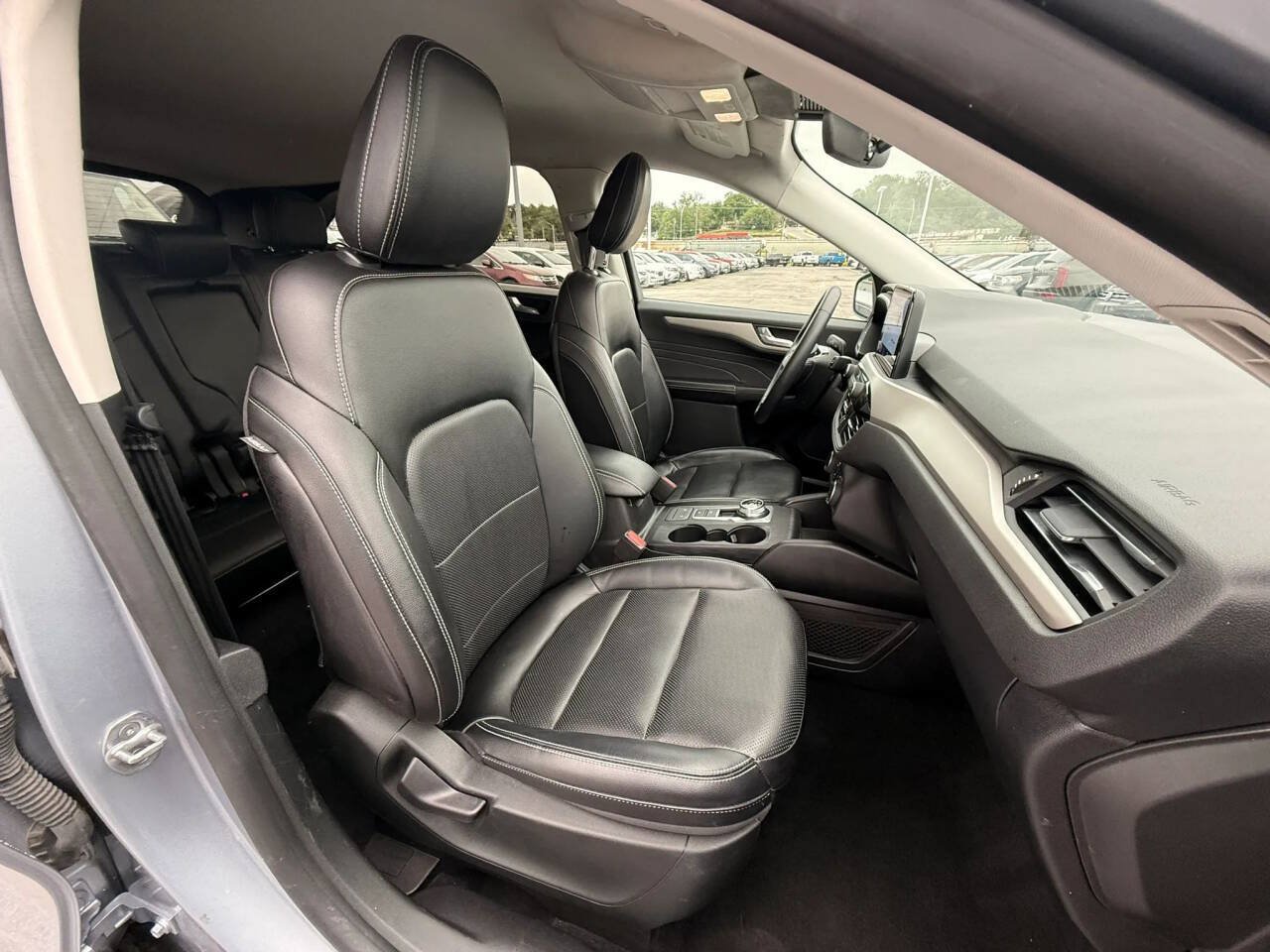 Used 2022 Ford Escape SEL AWD/4WD image 18