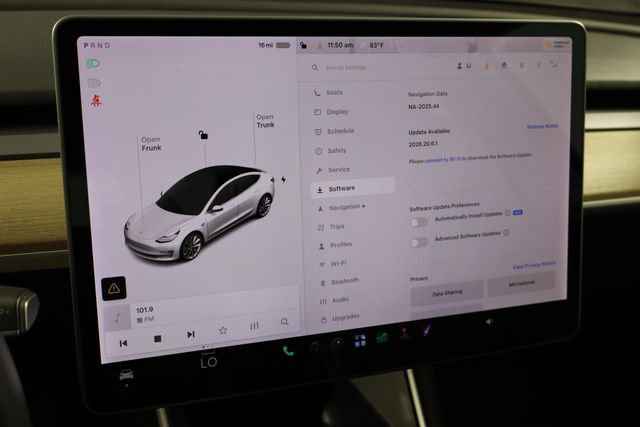 Used 2019 Tesla Model 3 Long Range RWD image 31