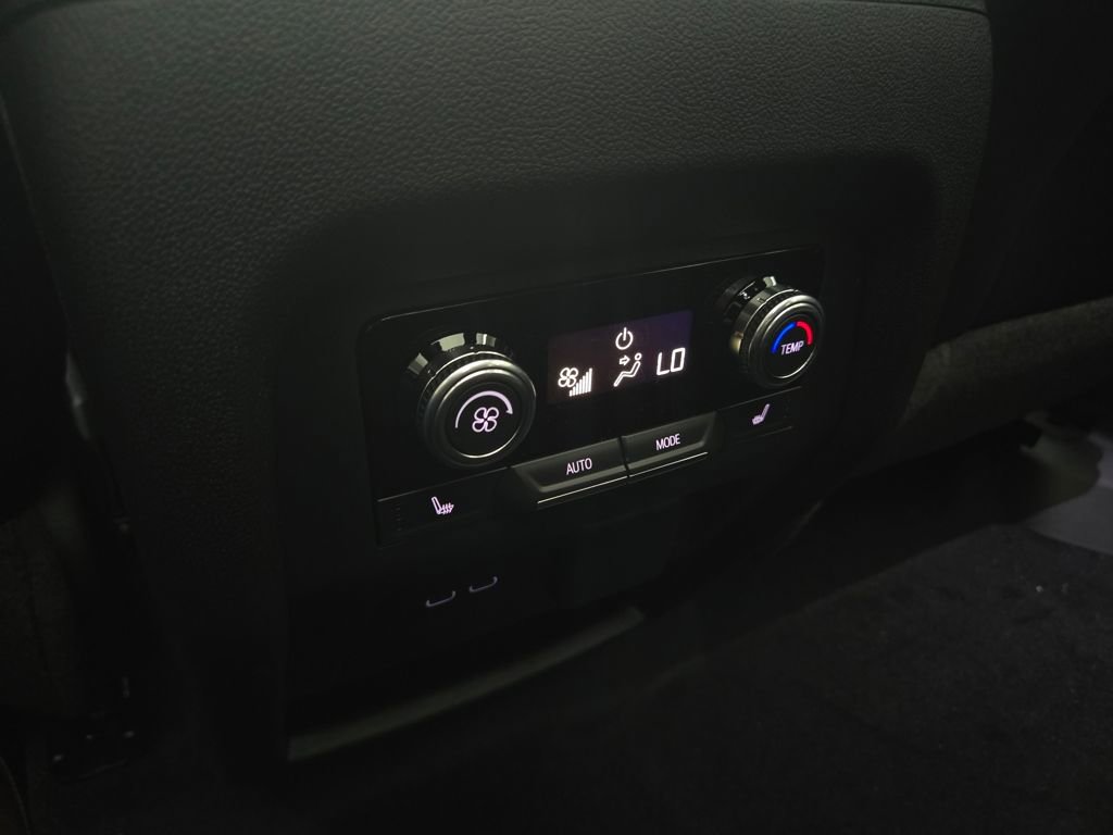 New 2026 GMC Acadia Elevation w/ Elevation Premium Package image 8