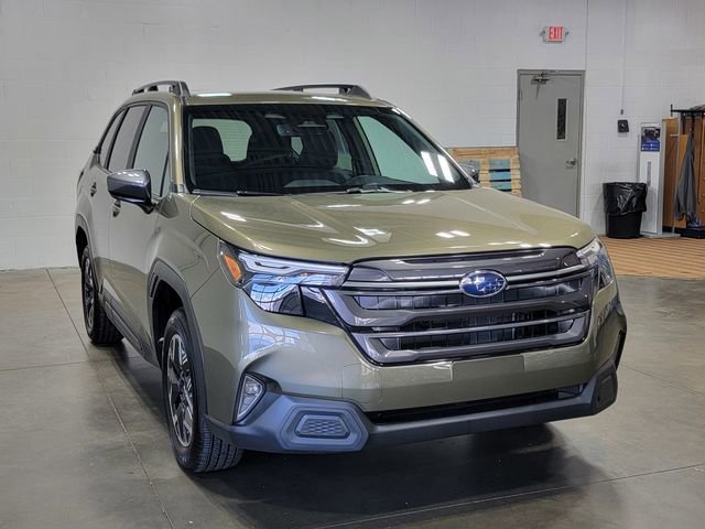 Used 2026 Subaru Forester Premium AWD/4WD image 4