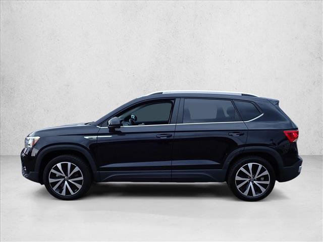 Used 2023 Volkswagen Taos SE w/ Panoramic Sunroof Package AWD/4WD video 2