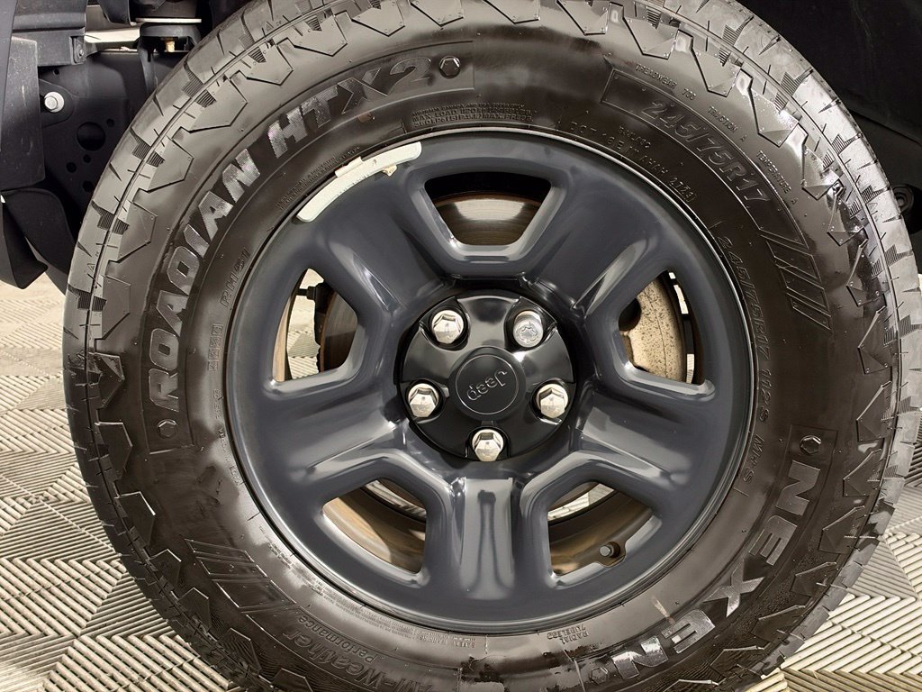 Used 2024 Jeep Wrangler Sport AWD/4WD image 35