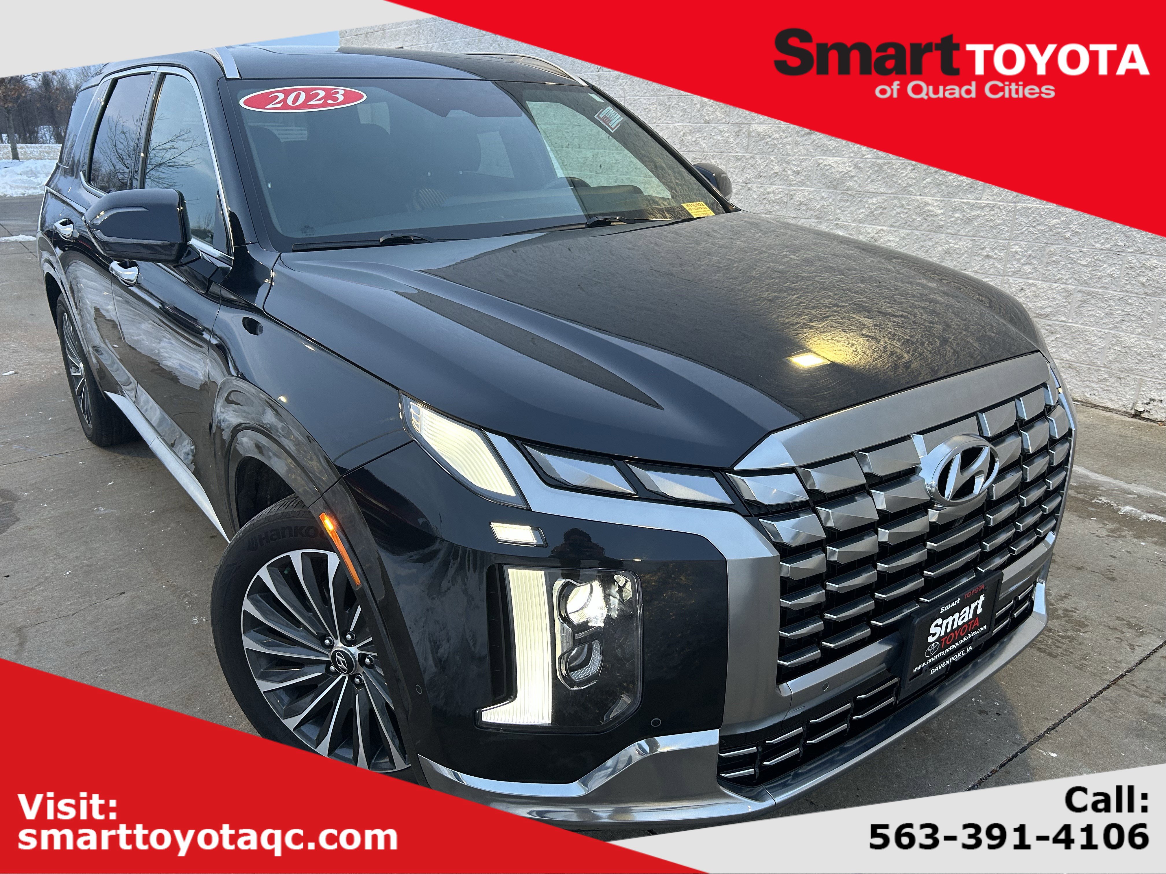 Used 2023 Hyundai Palisade Calligraphy image 1