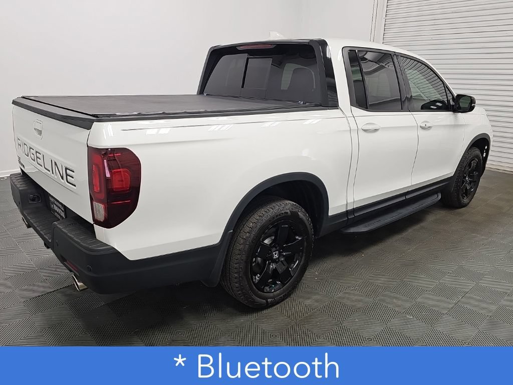 Used 2025 Honda Ridgeline Black Edition image 9