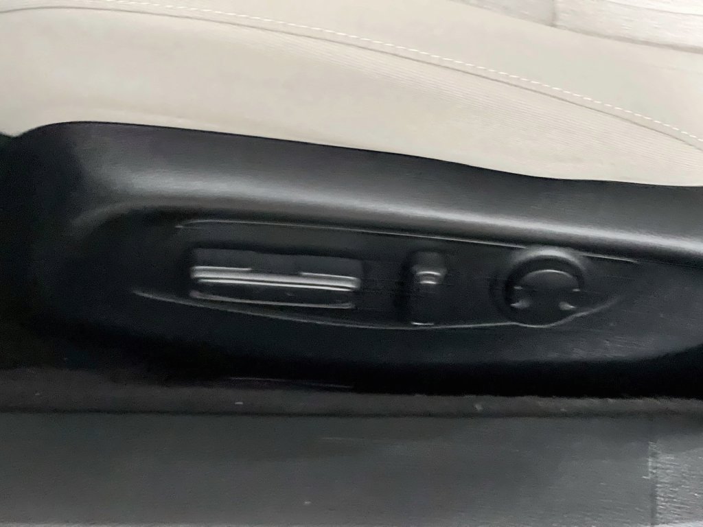 Used 2024 Honda Accord EX image 13