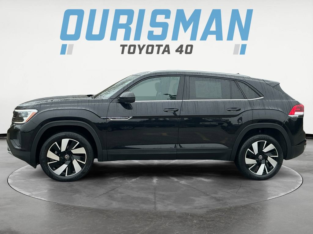 Used 2024 Volkswagen Atlas Cross Sport SE image 4