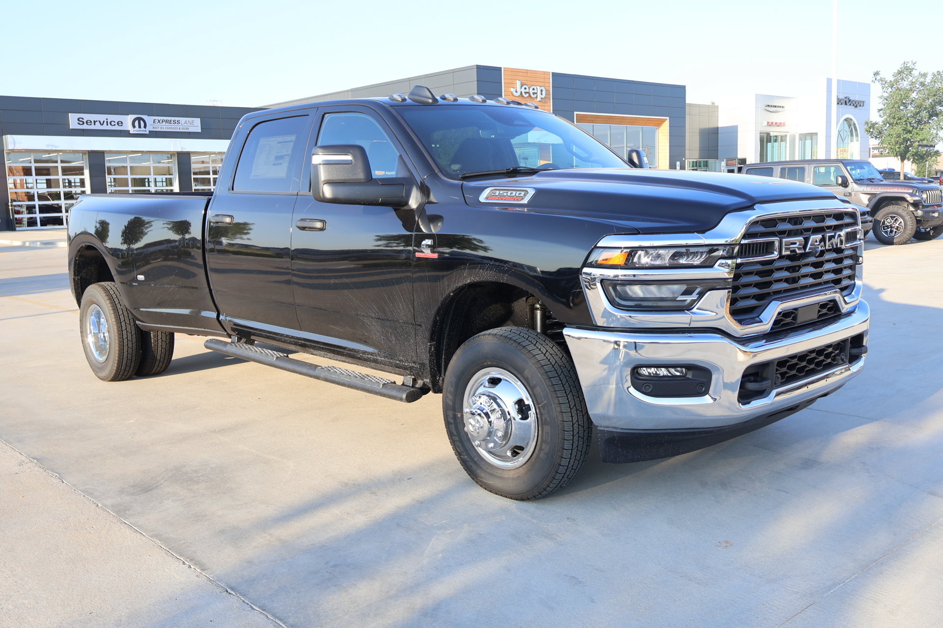 New 2027 RAM 3500 Tradesman AWD/4WD image 1