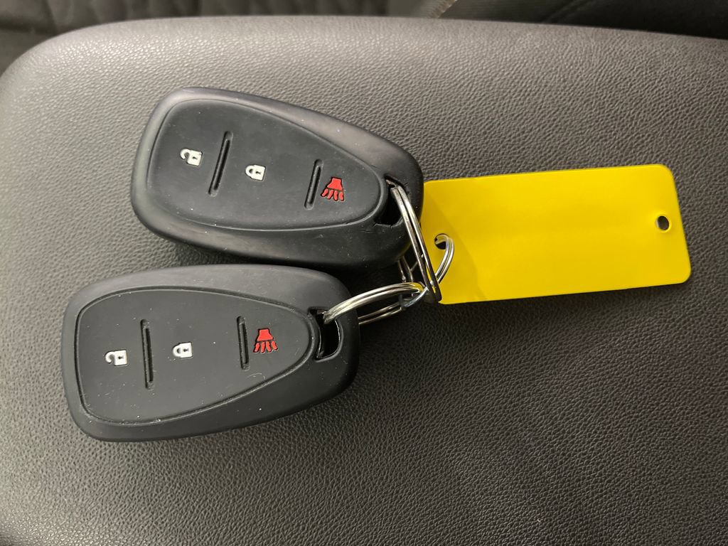 Used 2018 Chevrolet Equinox LT FWD image 26