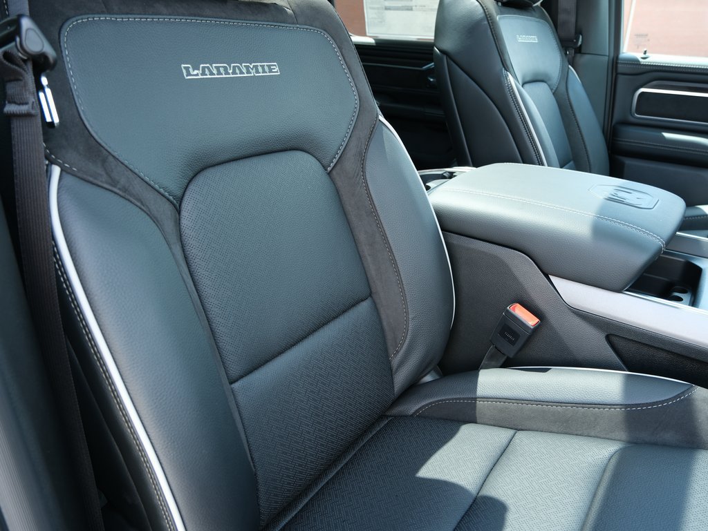 New 2026 RAM 1500 Laramie AWD/4WD image 33