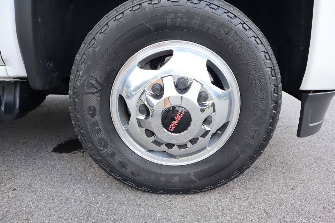 Used 2018 GMC Sierra 3500 Denali w/ Duramax Plus Package AWD/4WD image 18