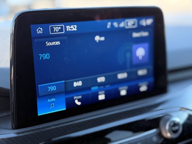 Used 2024 Ford Escape ST-Line image 25